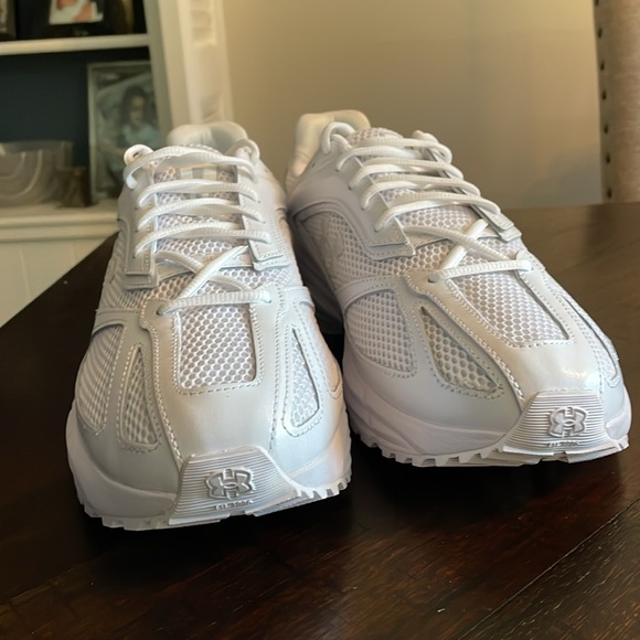 Brand New Never Worn UA HOVR Apparition RTRFTR TC - Picture 5 of 7